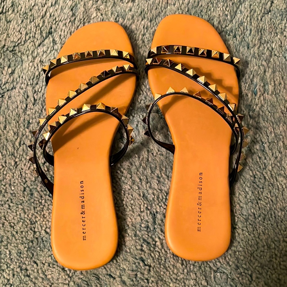 Mercer & Madison Black Slide